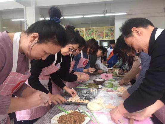 三八“非尝6+1”包饺子比赛