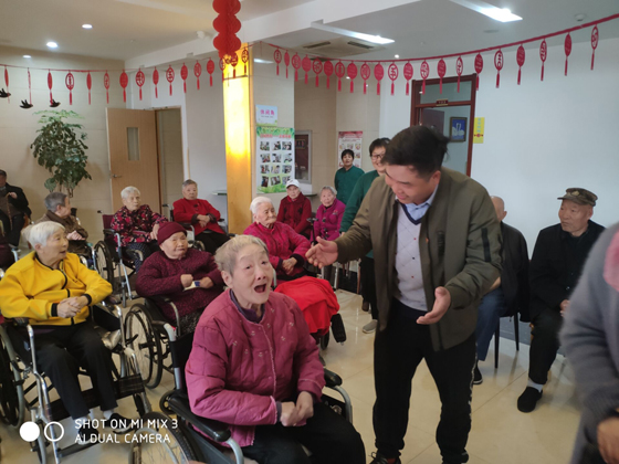 信电学院党支部开展主题党日活动 	  —走进敬老院开展志愿者活动