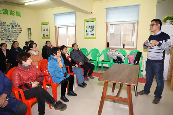 机关第一党支部开展理论宣讲进社区活动