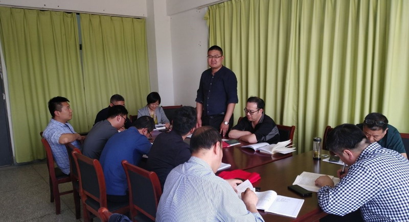 王士龙讲“西柏坡-中国从这里走来”故事