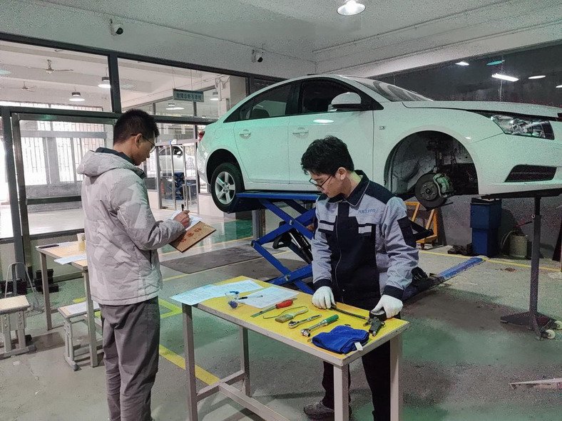 盘式制动器拆装检测项目